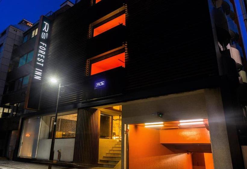 هتل R S Forest Inn