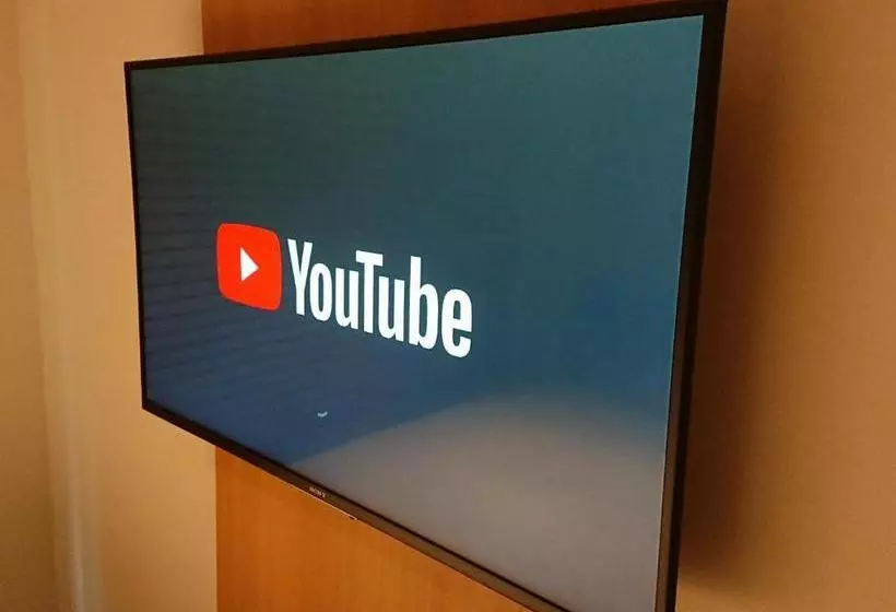 Hotelli R S Forest Inn