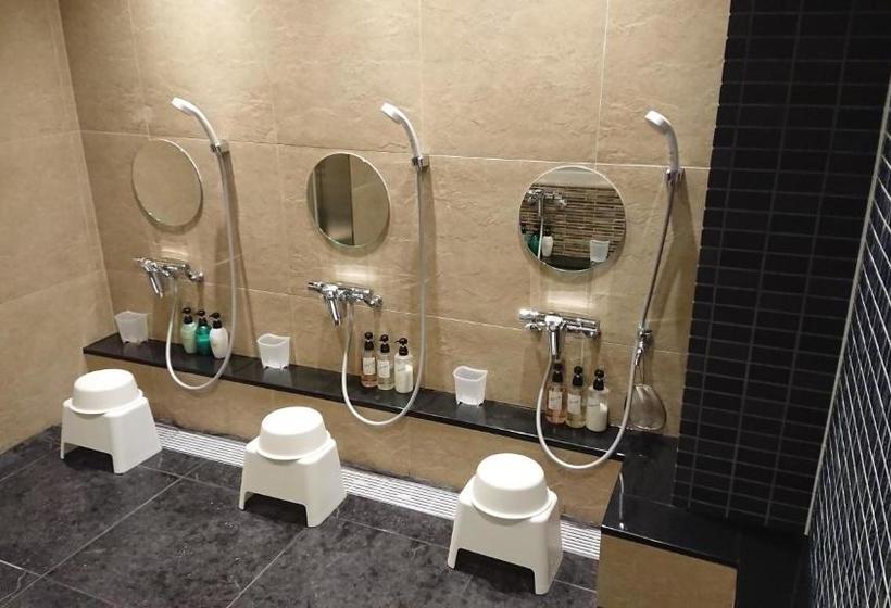 هتل R S Forest Inn