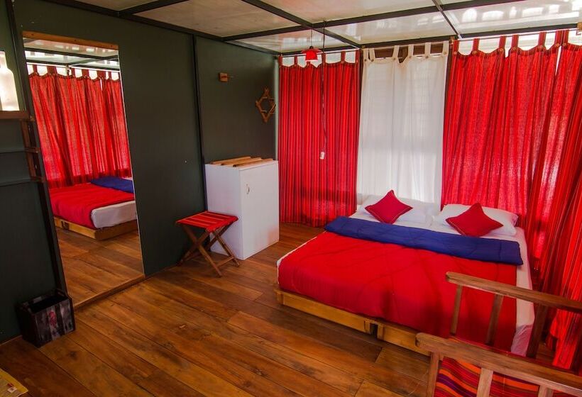 Hotel Whispering Willows