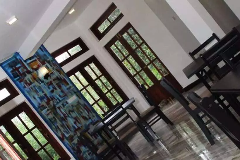 ペンション Lizzie Villa Guest House