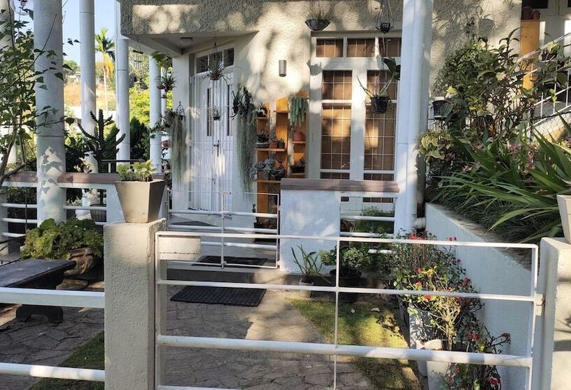 פנסיון Marvel Hills Kandy