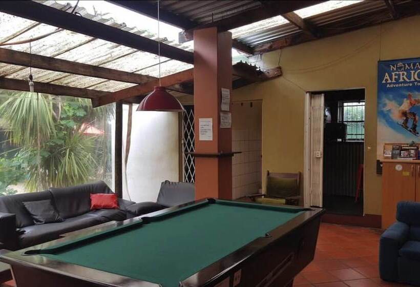 ユースホステル Stumble Inn Backpackers Lodge