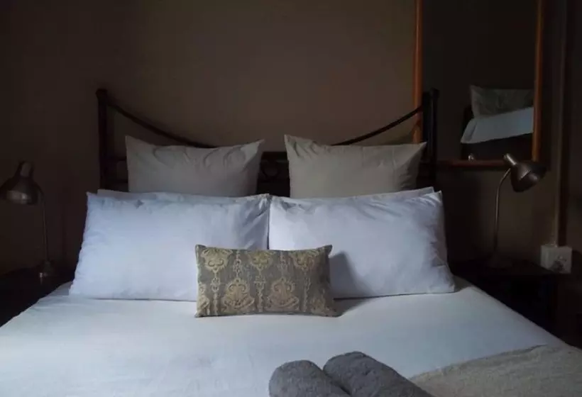 ユースホステル Stumble Inn Backpackers Lodge