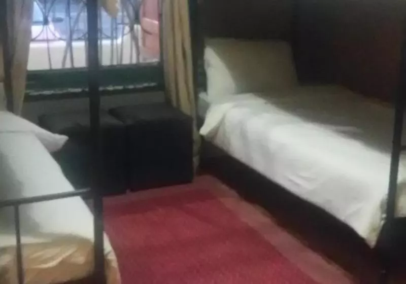 ユースホステル Stumble Inn Backpackers Lodge