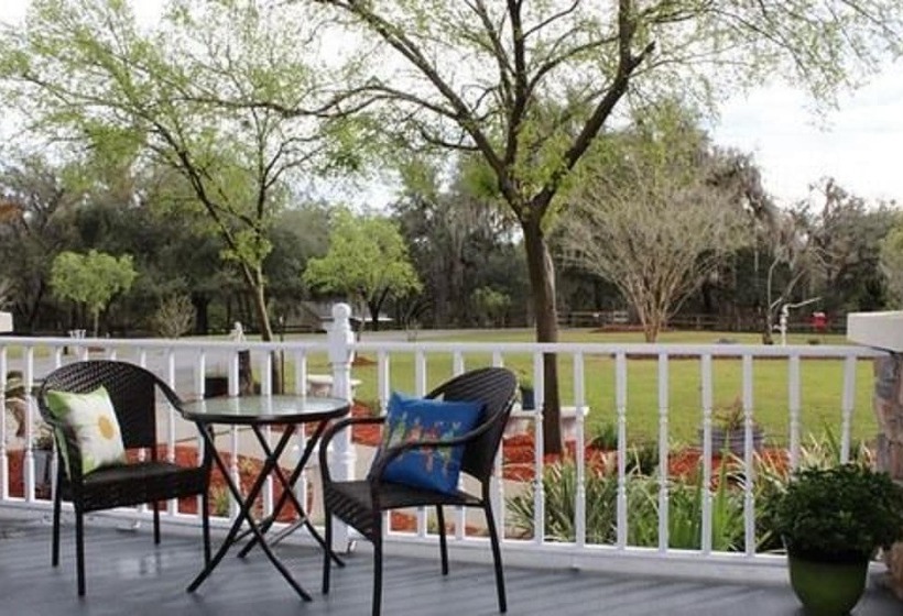 مبيت وإفطار Rock Pointe Ranch