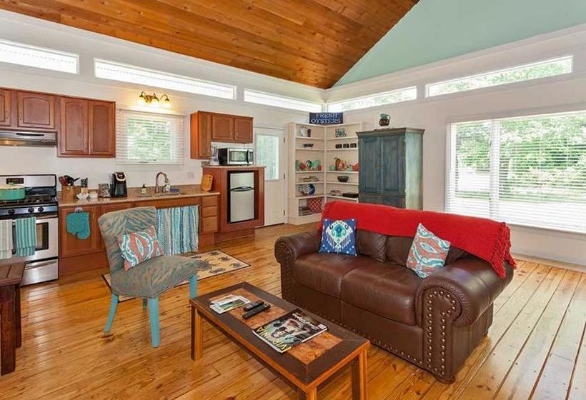 ベッドアンドブレックファースト The Inn At Tabbs Creek