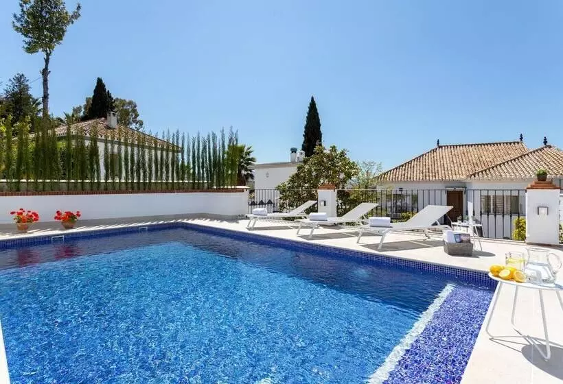 Fantastic 4 Bd & 4 Bth Apartm With Comunnal Terrace.. Carmen San Ignacio I
