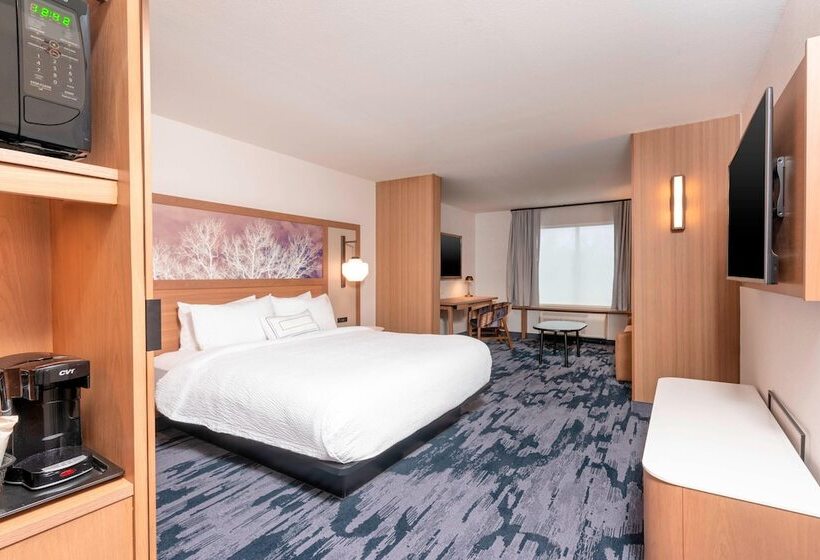 فندق Fairfield Inn & Suites By Marriott Fair Oaks Farms