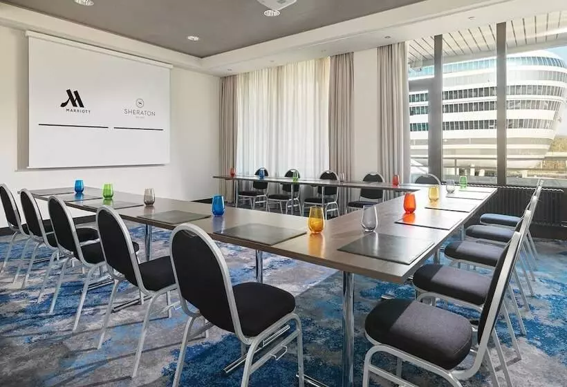 Hotelli Frankfurt Airport Marriott