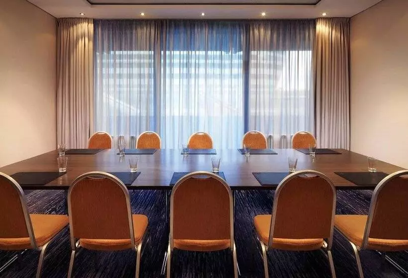 Hotelli Frankfurt Airport Marriott