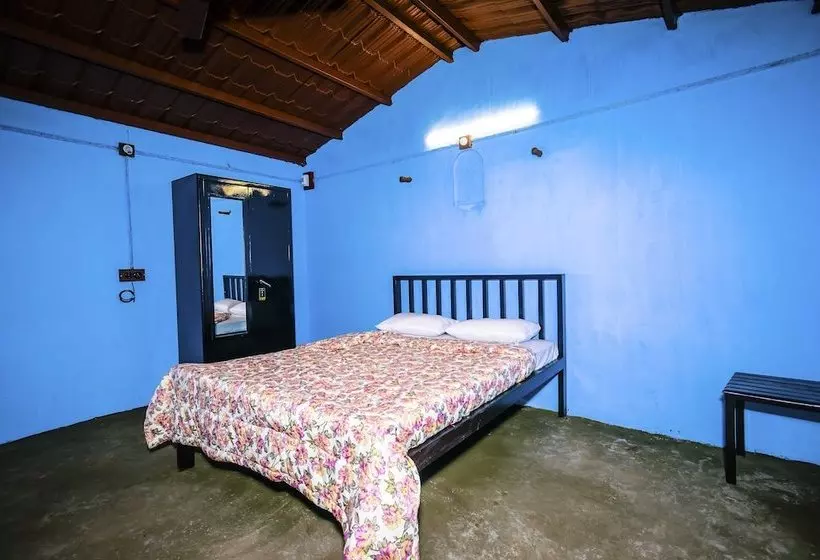 Hotel Patil Wada