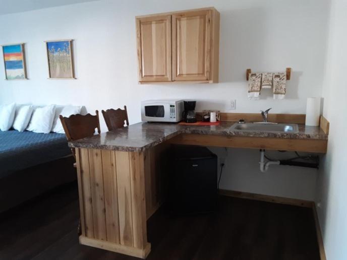 فندق على الطريق Moose Inn