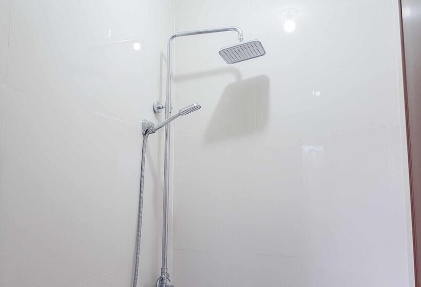 ペンション Reddoorz @ Vp Inting Street