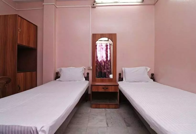 Spot On 41656 Hotel Maruti