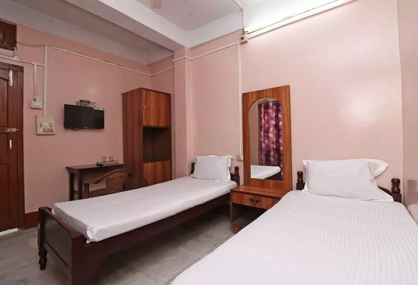 Spot On 41656 Hotel Maruti