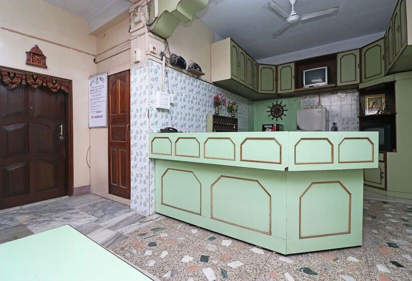 Spot On 41656 Hotel Maruti