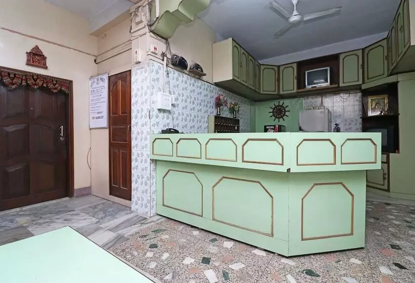 Spot On 41656 Hotel Maruti