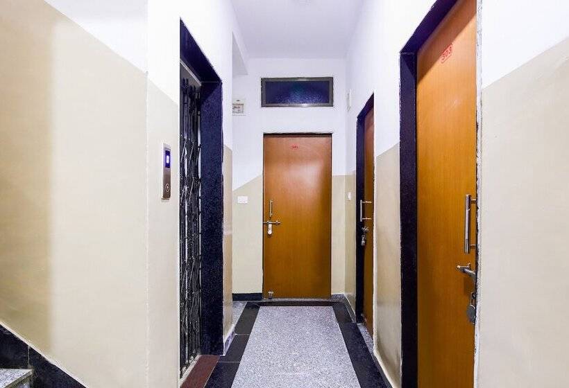 Spot On 49840 Hotel Kamal Darshan