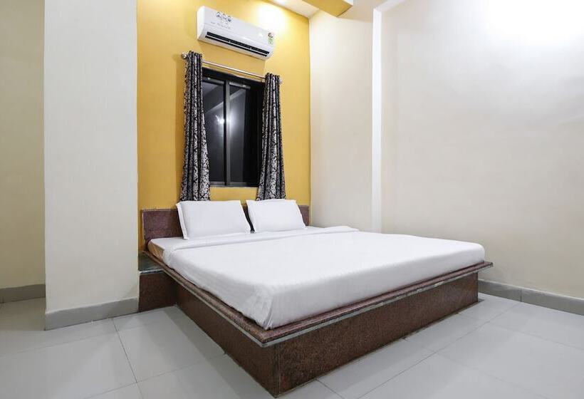 Spot On 49840 Hotel Kamal Darshan