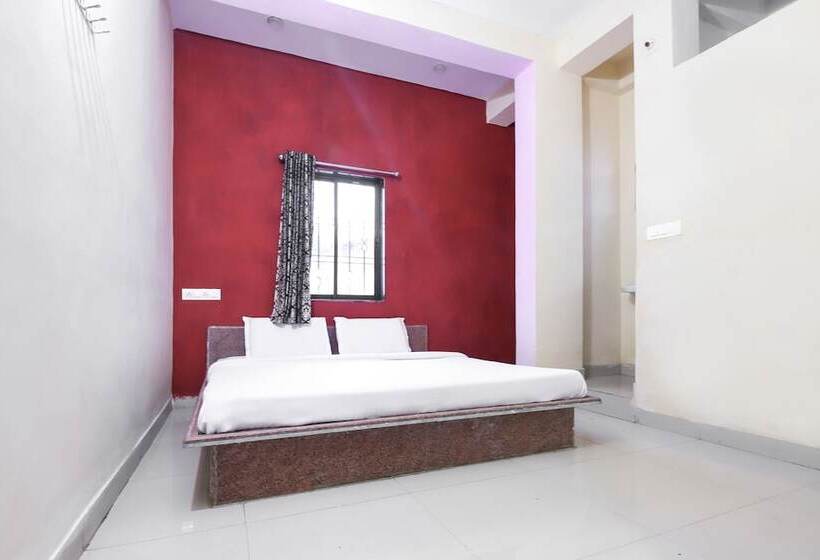 Spot On 49840 Hotel Kamal Darshan