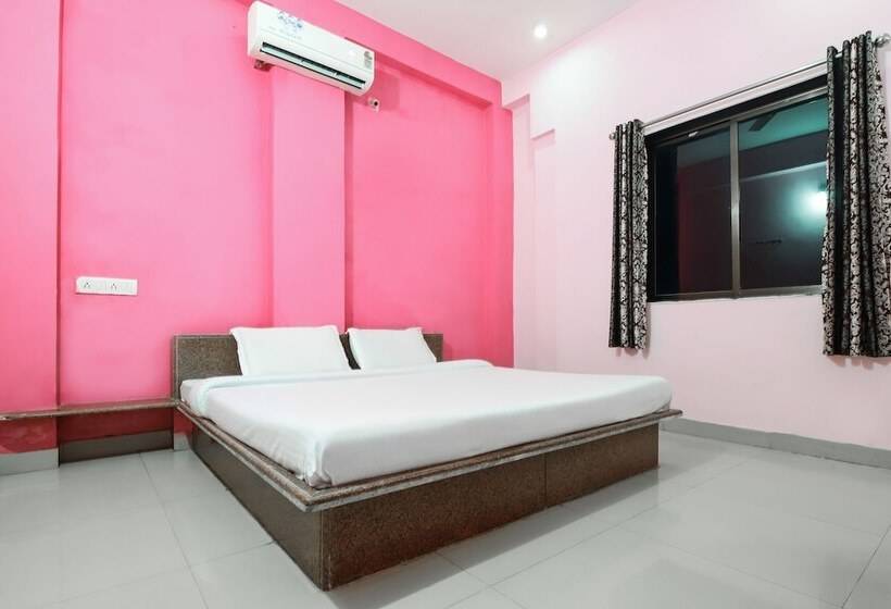 Spot On 49840 Hotel Kamal Darshan