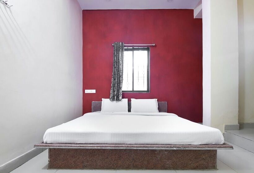 Spot On 49840 Hotel Kamal Darshan