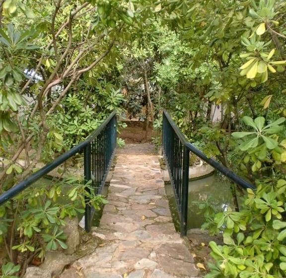 Общежитие Las Cabañas De Buffalos