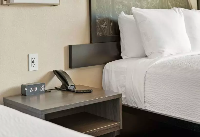 בית מלון כפרי Super 8 By Wyndham Charlottesville