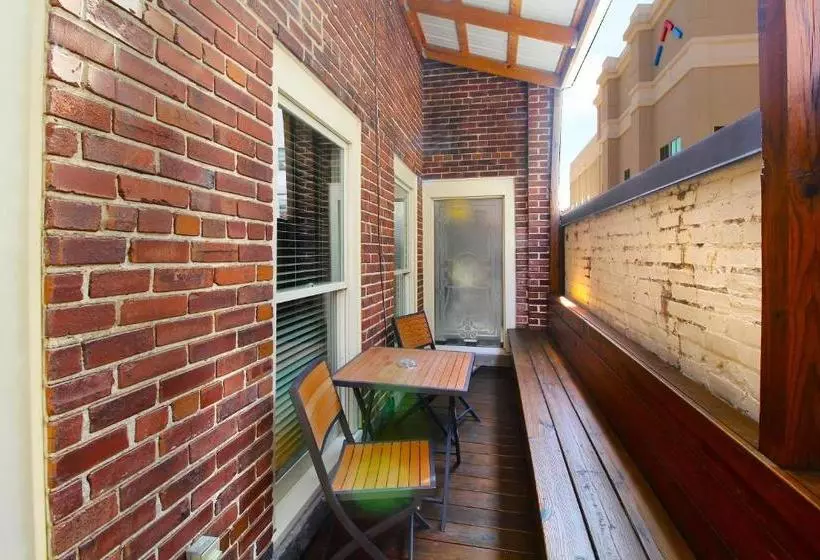 Отель Talbot Heirs Guesthouse