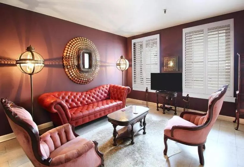 Отель Talbot Heirs Guesthouse