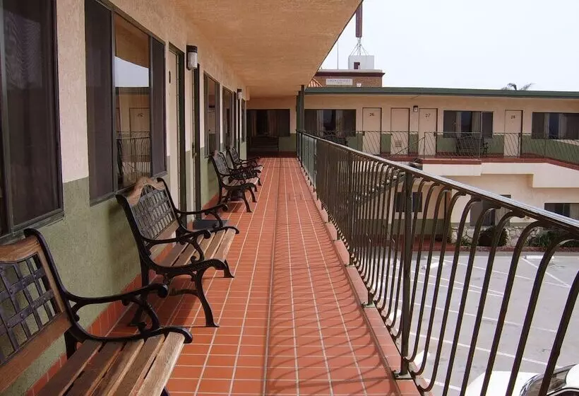 Motel 6 Pismo Beach Ca Pacific Ocean