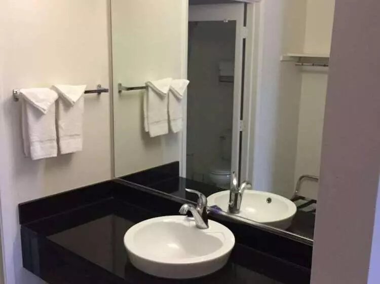 Motel 6 Pismo Beach Ca Pacific Ocean