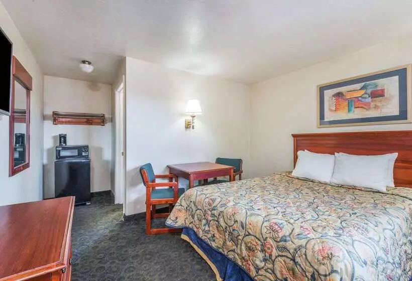 모텔 Knights Inn North Attleboro