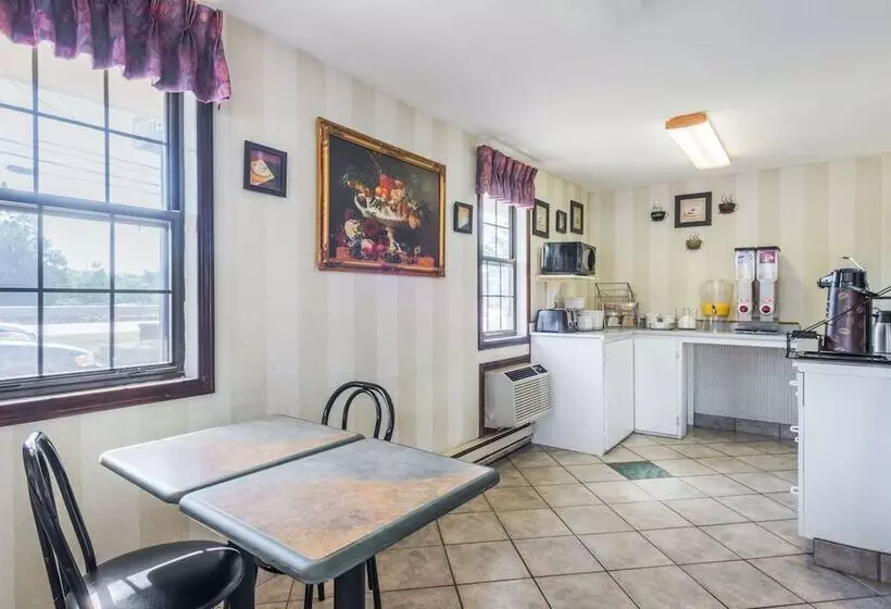 모텔 Knights Inn North Attleboro