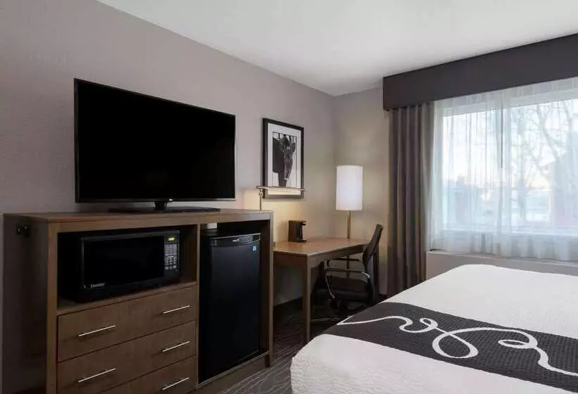 汽车旅馆  La Quinta By Wyndham Anchorage Airport