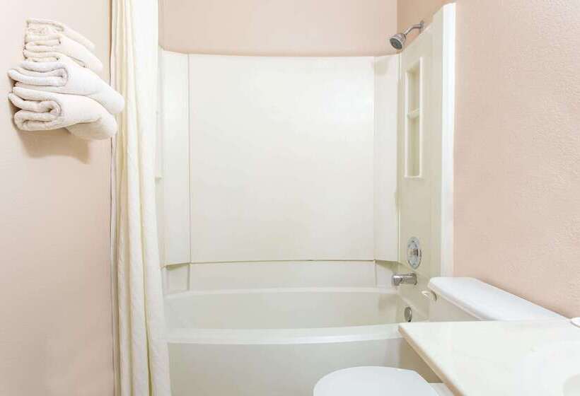 Motel Super 8 By Wyndham Austin Mn