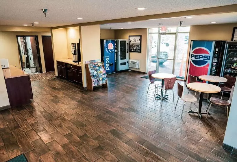 모텔 Super 8 By Wyndham Belen Nm