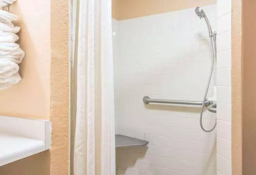 モーテル Super 8 By Wyndham Brooklyn Center/mpls