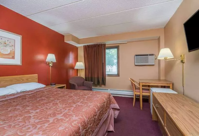 モーテル Super 8 By Wyndham Brooklyn Center/mpls