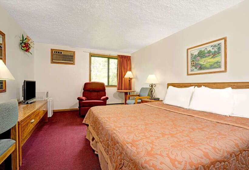 Motel Super 8 By Wyndham Chaska