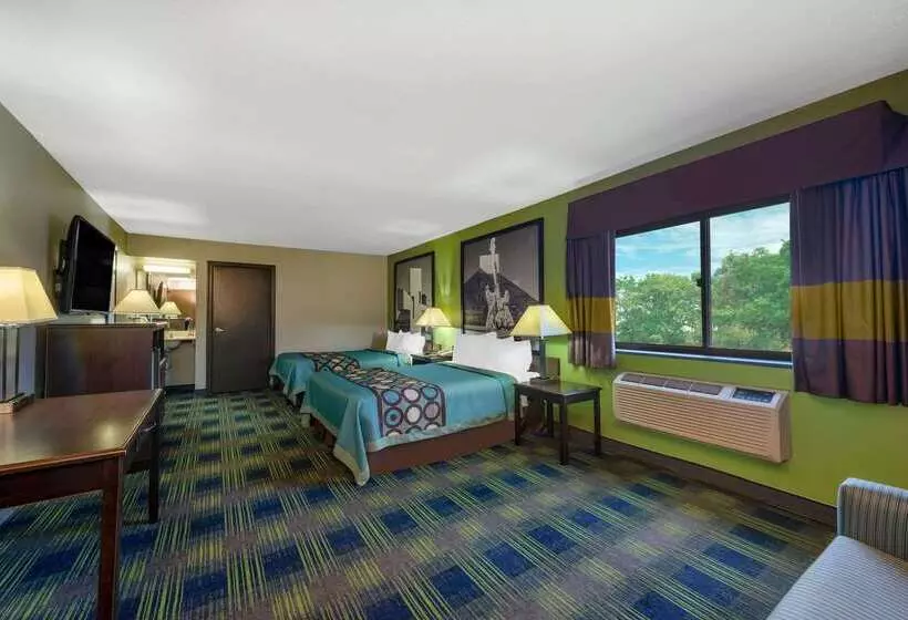 モーテル Super 8 By Wyndham Cleveland