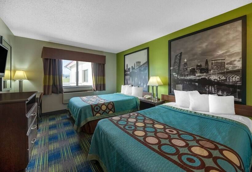 Мотель Super 8 By Wyndham Cleveland
