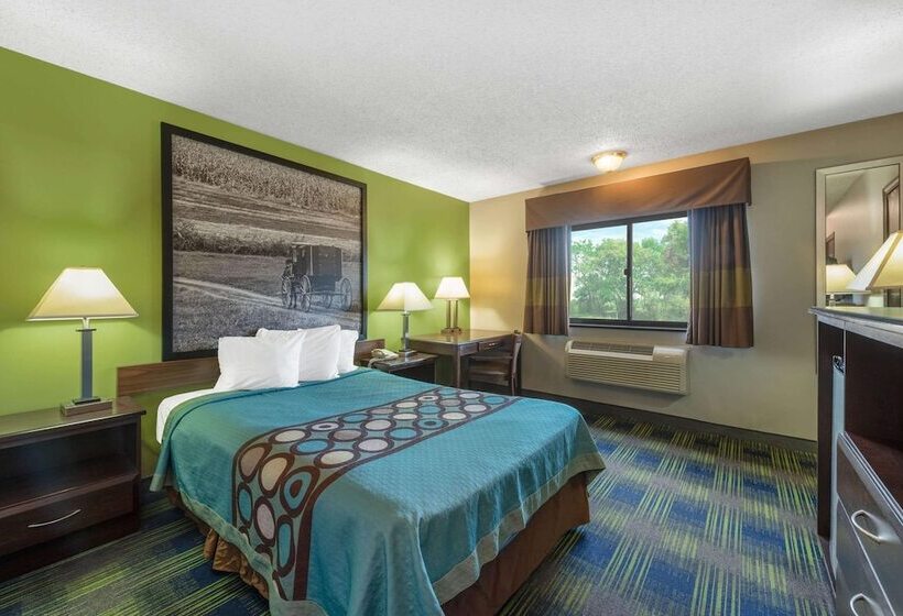 Мотель Super 8 By Wyndham Cleveland