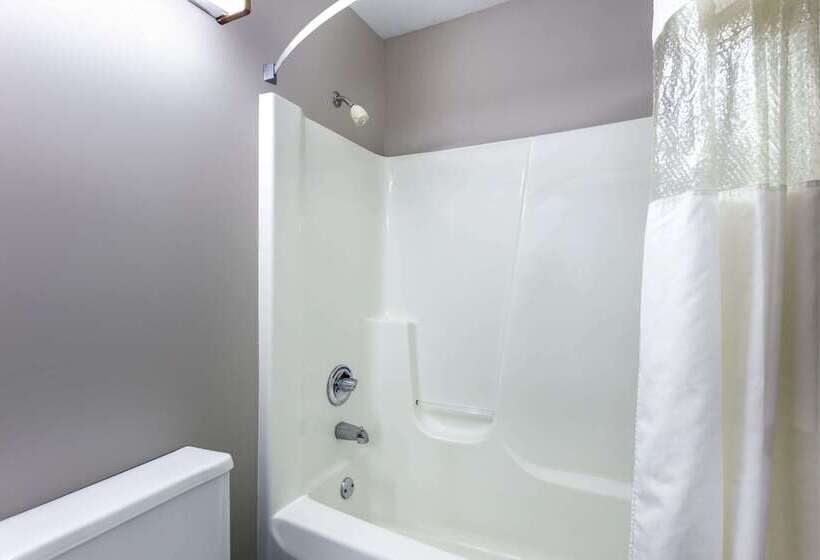 Мотель Super 8 By Wyndham Delavan Near Lake Geneva