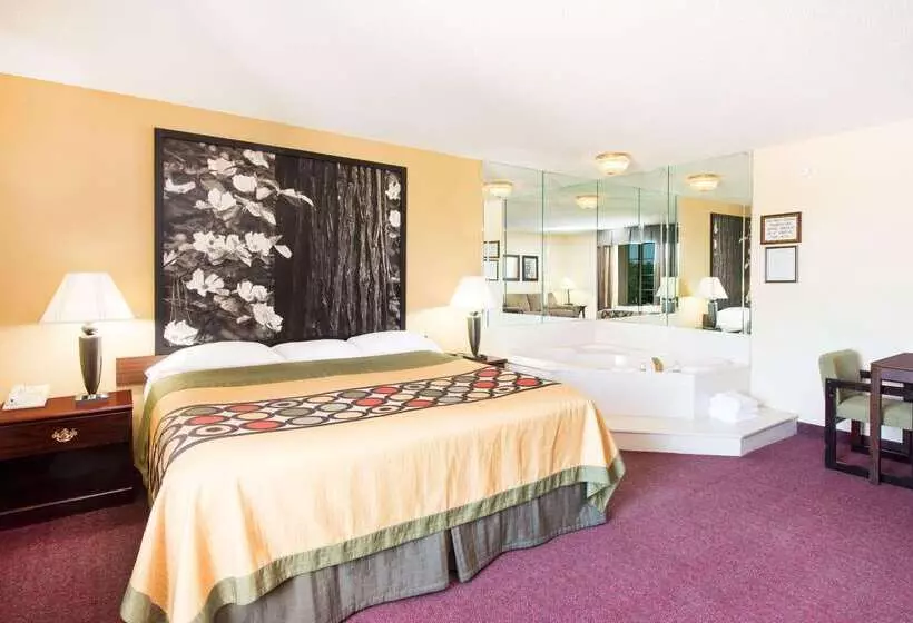 فندق على الطريق Super 8 By Wyndham Lamar