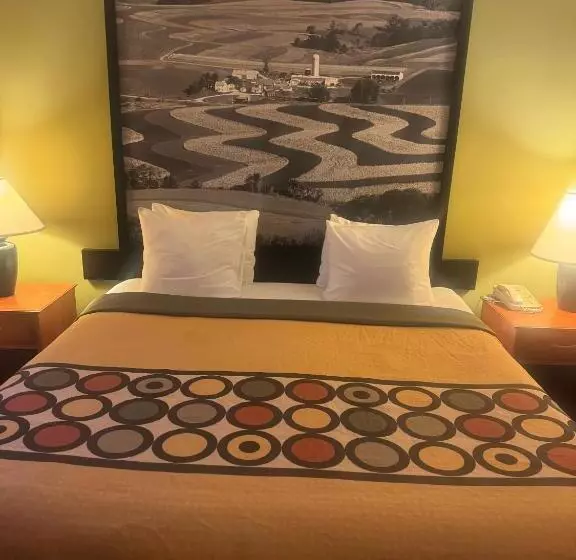 모텔 Super 8 By Wyndham Sparta