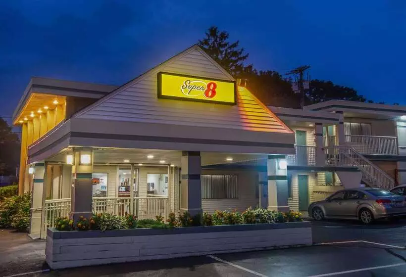 モーテル Super 8 By Wyndham W Yarmouth Hyannis/cape Cod
