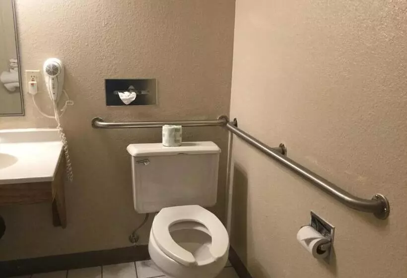 모텔 Super 8 By Wyndham Youngstown/austintown