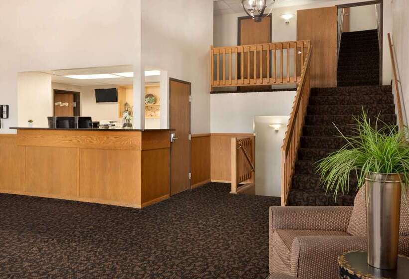 モーテル Travelodge By Wyndham Jefferson City